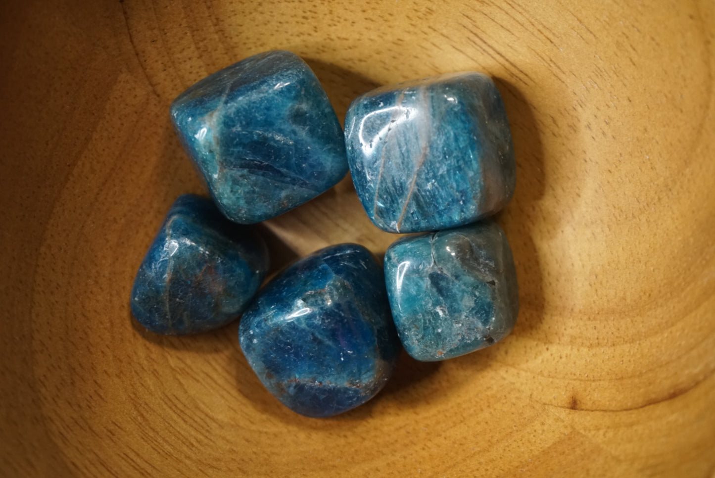 Apatite Cube